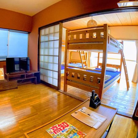 ルルルあたご 3〜6名に最適 家族＆グループ向き ゆったり1Rアパートタイプ Kōchi 外观 照片